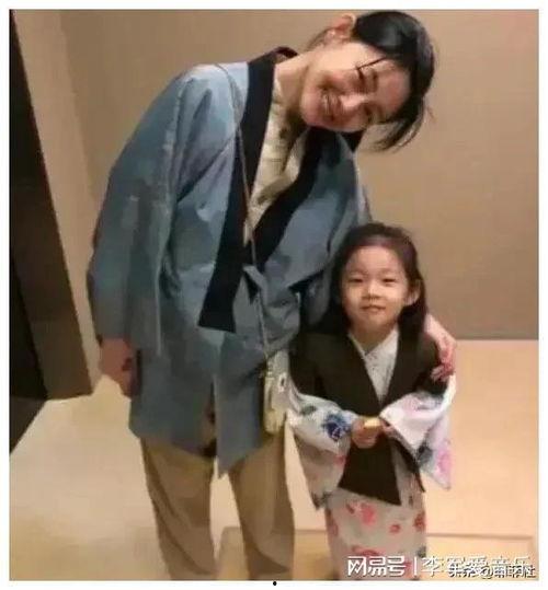 娱乐圈近期热门吃瓜事件,揭秘近期热门吃瓜事件背后的真相